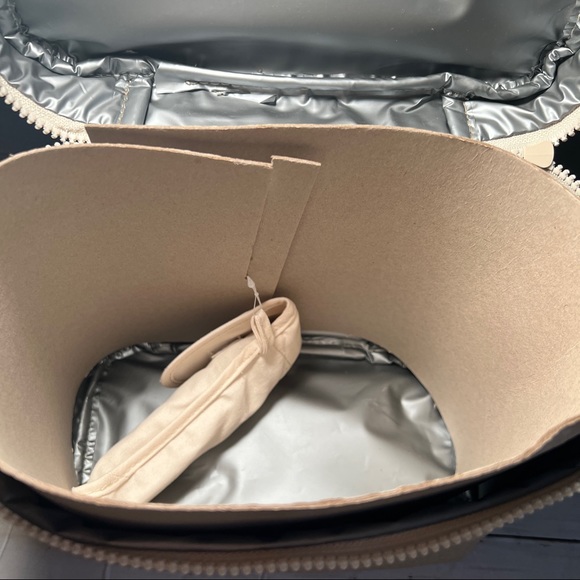 Rae Dunn Beige EAT lunch tote bag - Picture 5 of 7